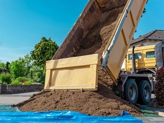 Building Dump Truck